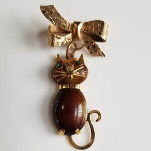 Vintage Green Eyed Cat Pin Brooch